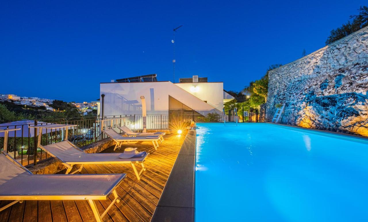 Villa Vanessa Con Piscina Privata - Castro Castro  Buitenkant foto
