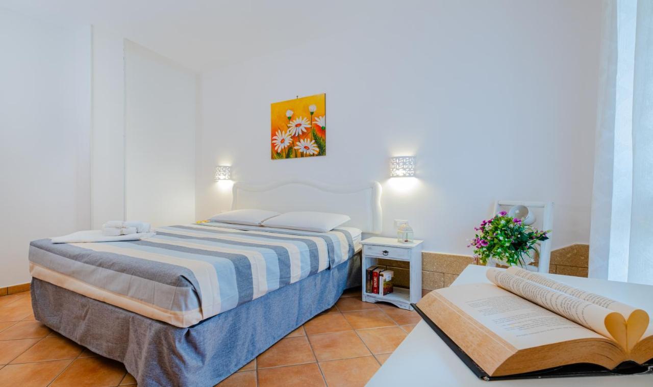 Villa Vanessa Con Piscina Privata - Castro Castro  Buitenkant foto