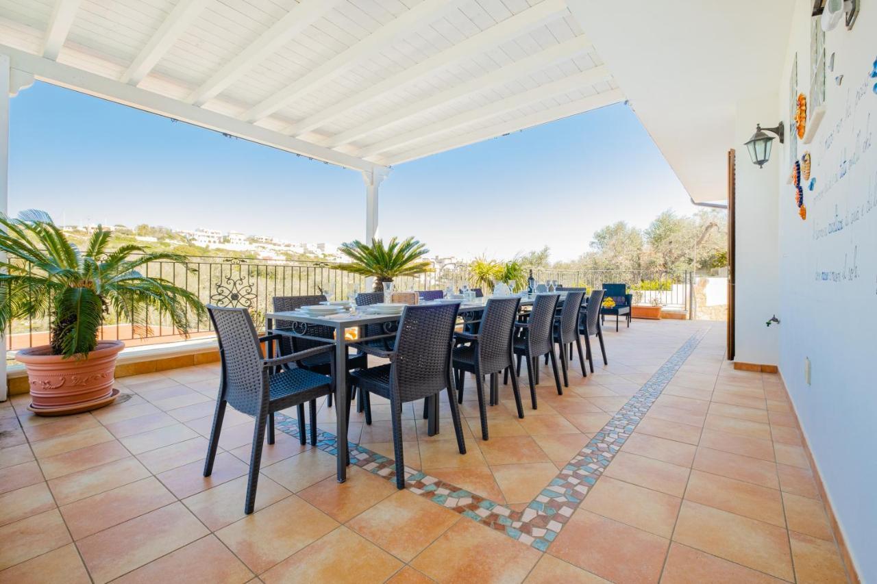 Villa Vanessa Con Piscina Privata - Castro Castro  Buitenkant foto